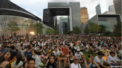 要求政府撤回德育及国民教育课抗议