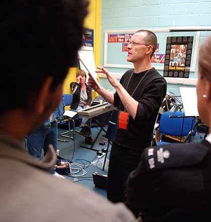 Learning the Chorale photo© Lizzie Coombes