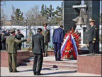 مراسم یادبود از سربازان روسی که در افغانستان کشته شدند