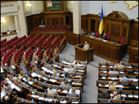 Юрій Костенко переживає, що праві сили зникнуть з парламенту