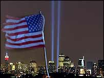 Světelné kužely z místa někdejšího WTC