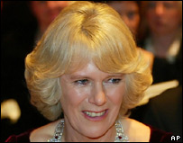 Camilla desiste de comparecer a memorial por Diana