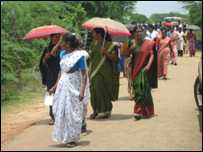 Women taking part in local elections in Muttur (file photo: by RG Dharmadasa)