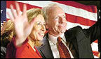 Joe Lieberman announces he's out, photo: AP