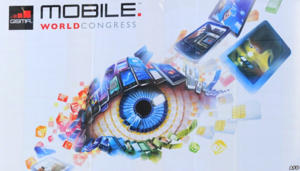 Cartel a la entrada de la Feria Mundial de Celulares en Barcelona 