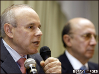 O ministro da Fazenda, Guido Mantega, e o presidente do Banco Central, Henrique Meirelles (foto de arquivo)