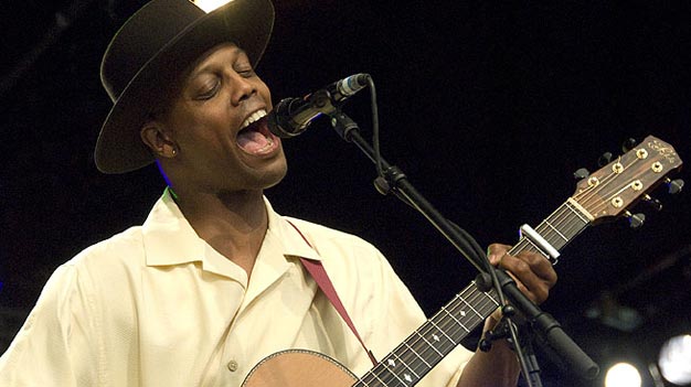 Eric Bibb
