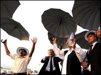  احتجاجی وکلاء