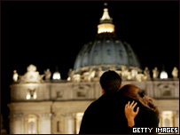 Pár na náměstí Sv. Petra