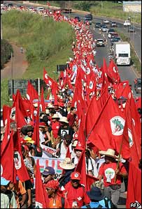 Topraksızlar Hareketi'nin yürüyüşü