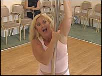 Vanessa Feltz pole dancing