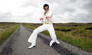 Greg Hemphill as Eilbheas