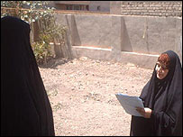 BBC anketine katılan bir kadın