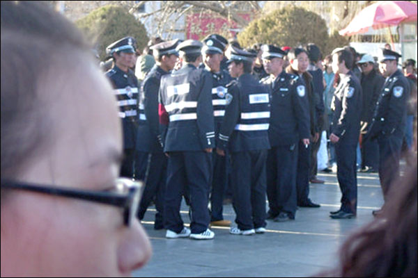 तिब्बतियों का प्रदर्शन