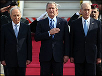 George Bush, Ehud Olmert ve Şimon Peres'le