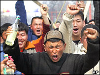 Demonstrace ve městě Oš, 22. března 2005