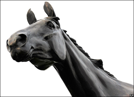 Statue of Red Rum at Aintree