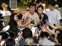 گروگانهای آزاد شده در بازگشت به کشورشان