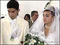 Неповнолітня циганська пара