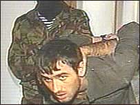 Rusya'nın televizyonlarda gösterdiği ve sağ yakalandığını söylediği Beslan zanlısı