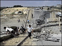 ग़ज़ा में इसराइली हमले के बाद