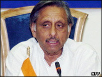 مانی شانکار آيار، وزير انرژی هند