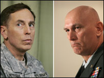 David Petraeus e Raymond Odierno. Foto: NICHOLAS KAMM/AFP/Getty Images