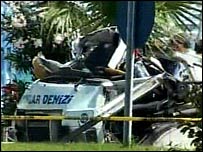 Minibüsün patlamadan sonraki görüntüsü