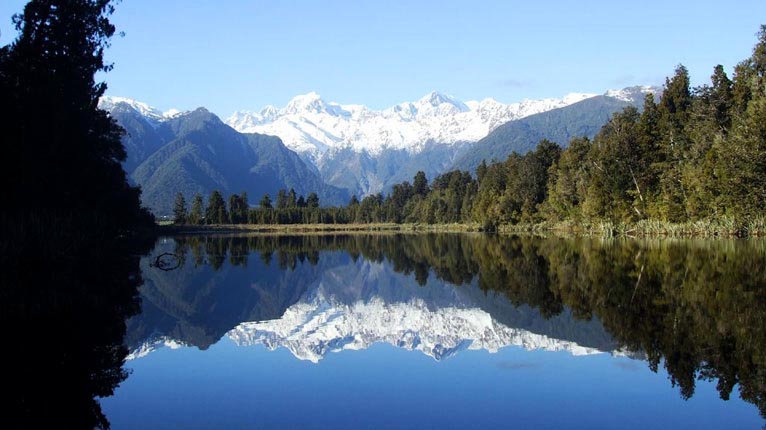 Loch MacMhathain ann an Sealan Nuadh