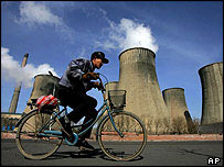 A usina de energia movida a carvão é fonte de emissão de mercúrio