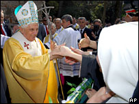 Папа Бенедикт 16