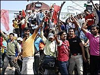 बिहार में तोड़फोड़