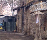 Guard outside Gracanica monastery