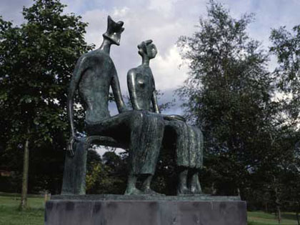 King and Queen by Henry Moore (1952-53)