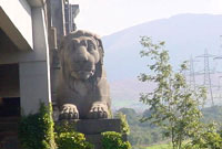 Un o lewod Pont Britannia