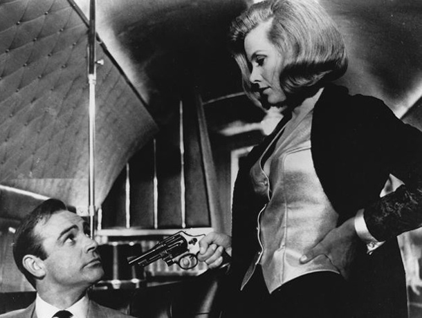 邦德女郎格劳尔(Pussy Galore)