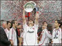 Kaká comemora a vitória do Milan