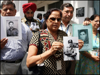 सैनिकों के रिशतेदार