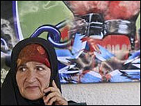 Filistinli tutuklularla ilgili afiş