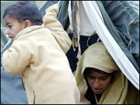 भूकंप पीड़ित