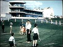 Beach golf