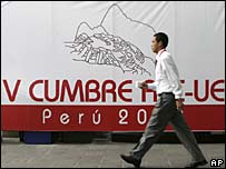 Cartaz da Cúpula de Lima