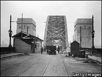 Tyne Bridge just before it opened. Photo: Getty Images
