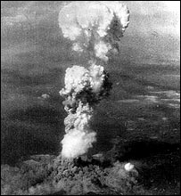 Explose atomové bomby nad Hirošimou
