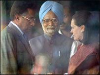 मुशर्रफ़, सोनिया और मनमोहन सिंह