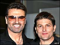 Ca sỹ George Michael và bạn trai Kenny Goss