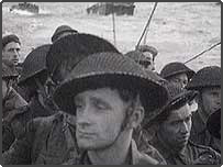 Binh sỹ Đồng minh trên bãi biển Normandy vào ngày lịch sử D-Day