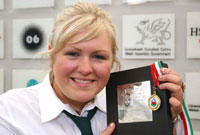  Eirlys Myfanwy Davies o Ysgol Gyfun y Strade 