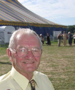 Arthur Wyn Parry, Y Groeslon, Caernarfon - cyntaf - Canu Emyn i rai dros 60 oed