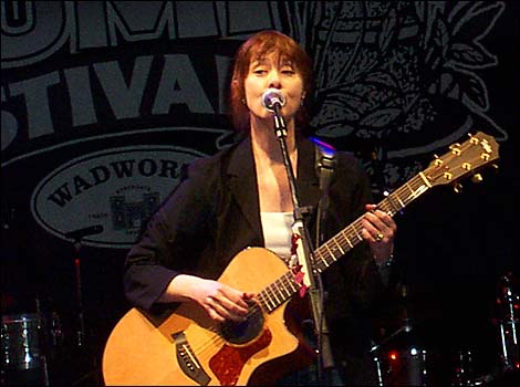 Sun - Suzanne Vega